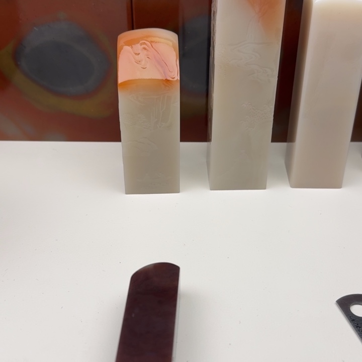 老挝石轮***笨老挝 老挝 老挝