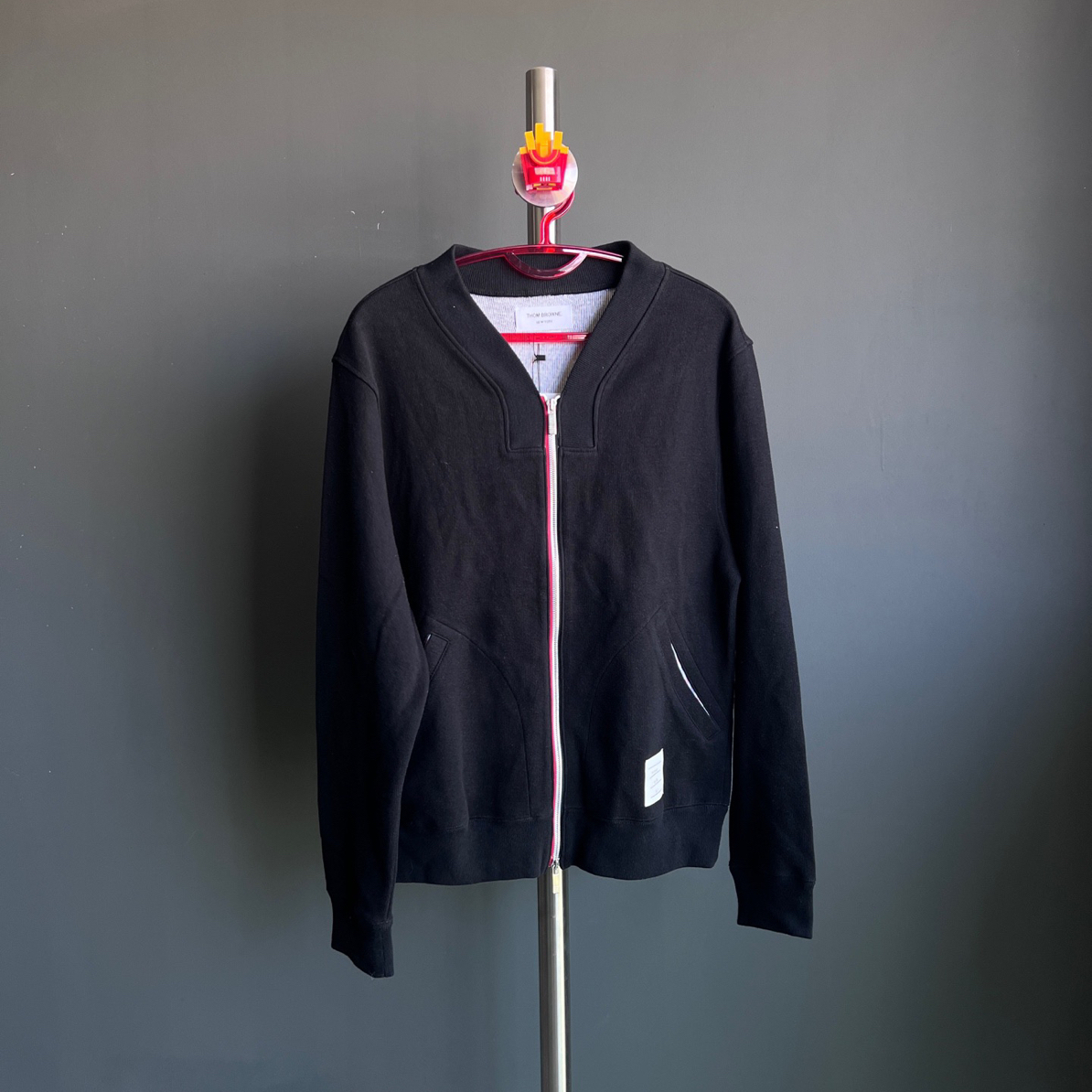 99新 THOMBROWNE 黑色彩条拉链棒球服外套/尺码3/B07071