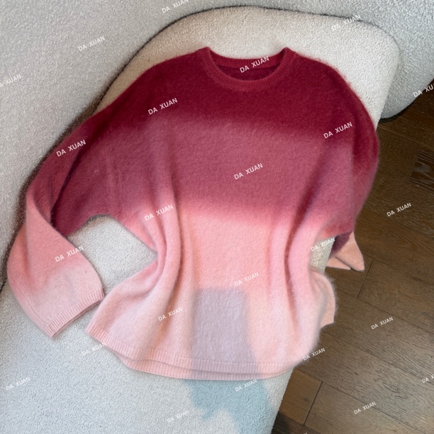 /D.X/冬季新款『渐变色彩』100绵羊毛拉毛工艺宽松百搭圆领针织衫