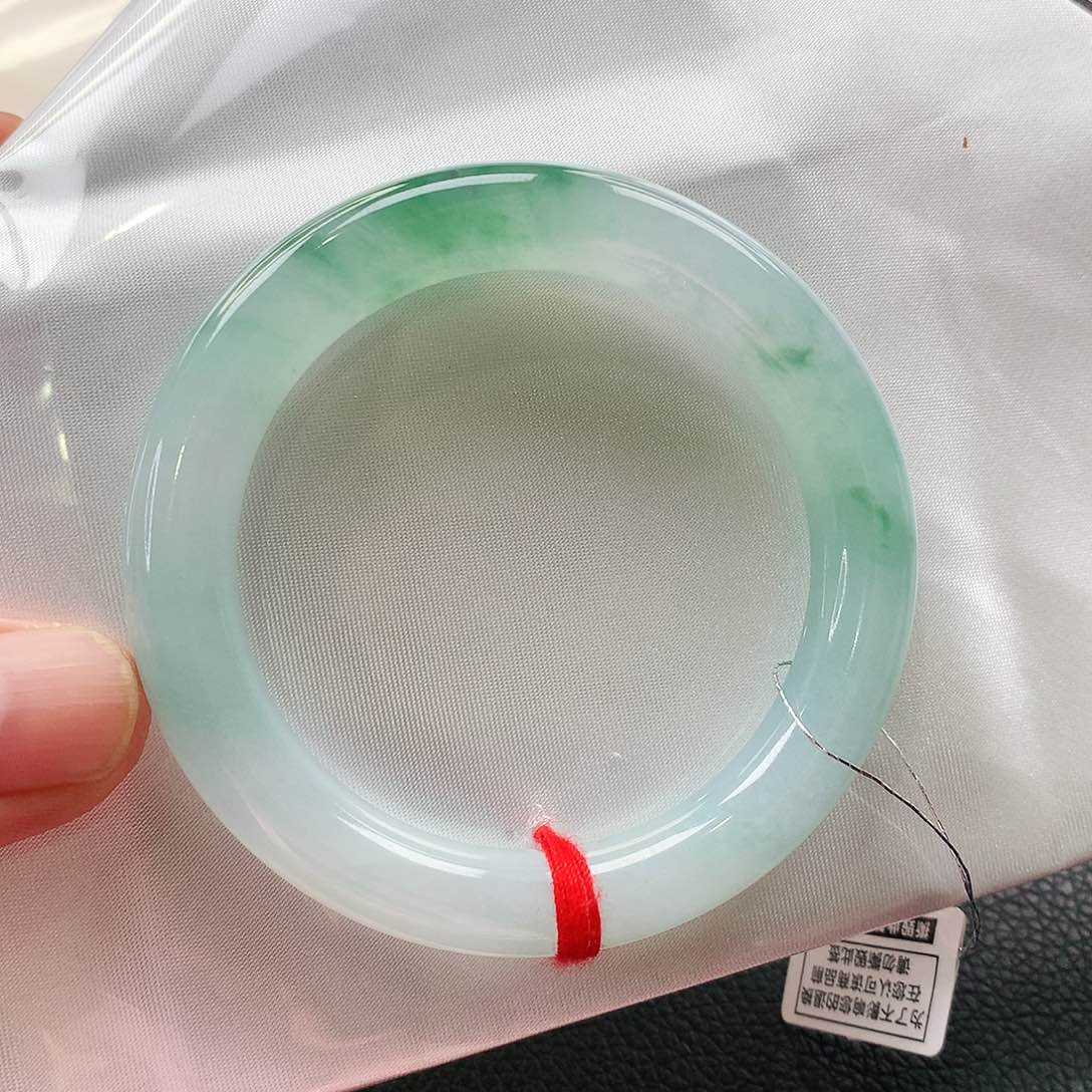 未镶嵌手镯翡翠天然翡翠手镯