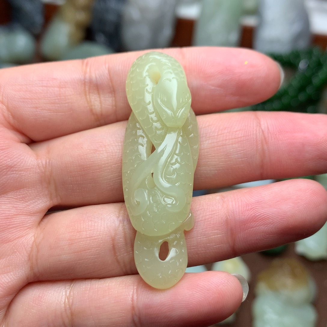 和田玉挂件未镶嵌