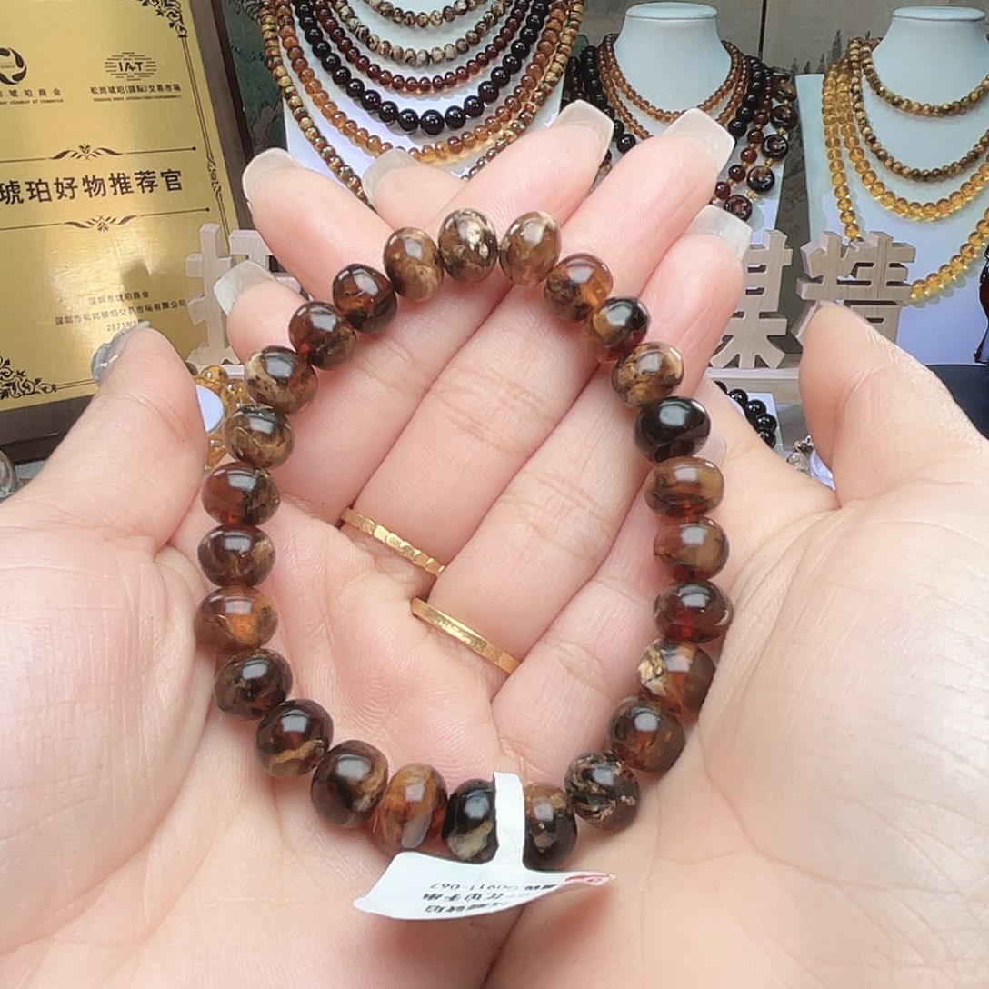 M***赫琥珀未镶嵌裸石9+