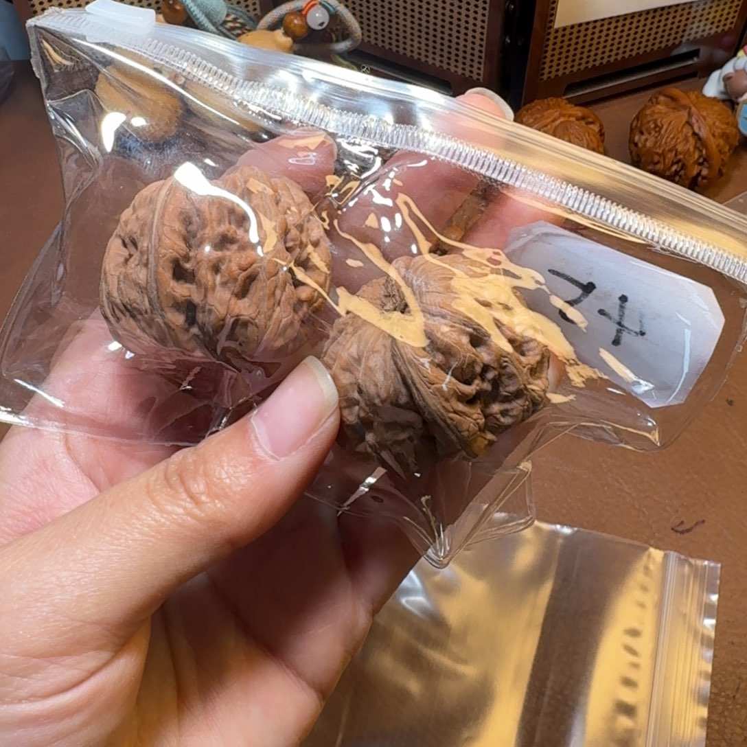 恒***一吊坠文玩核桃11111