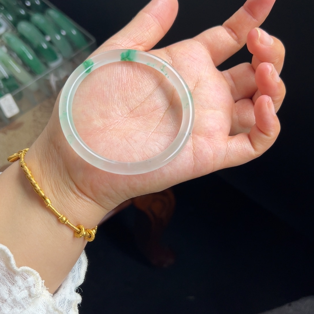 石英质玉未镶嵌手镯非洲翠5657