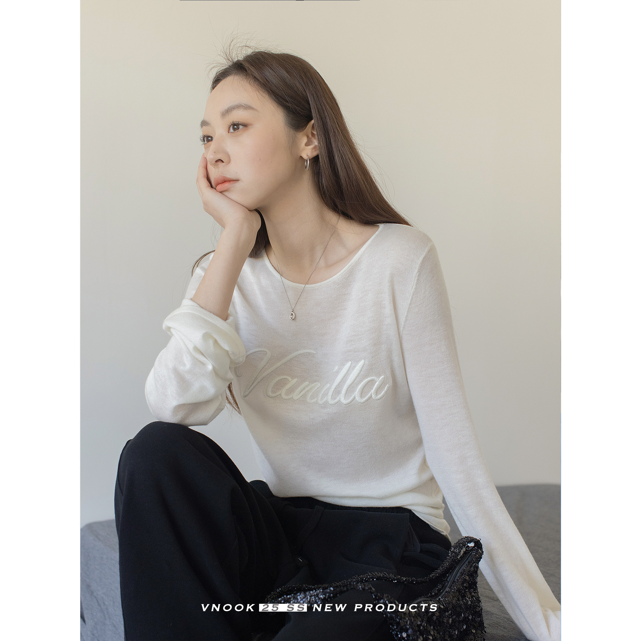 VUMP 喇叭袖毛织圆领长袖t恤女春夏季内搭绣花针织衫打底上衣薄款