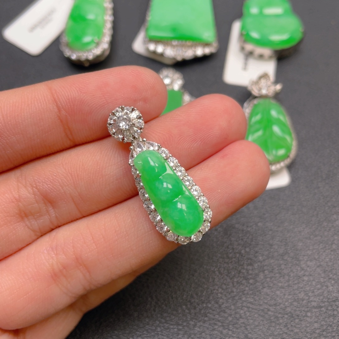 翡翠银S925镶嵌颈饰