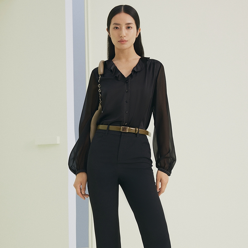 【粉丝专属】firststationV领荷叶边露锁骨宽松长袖衬衫女2222A