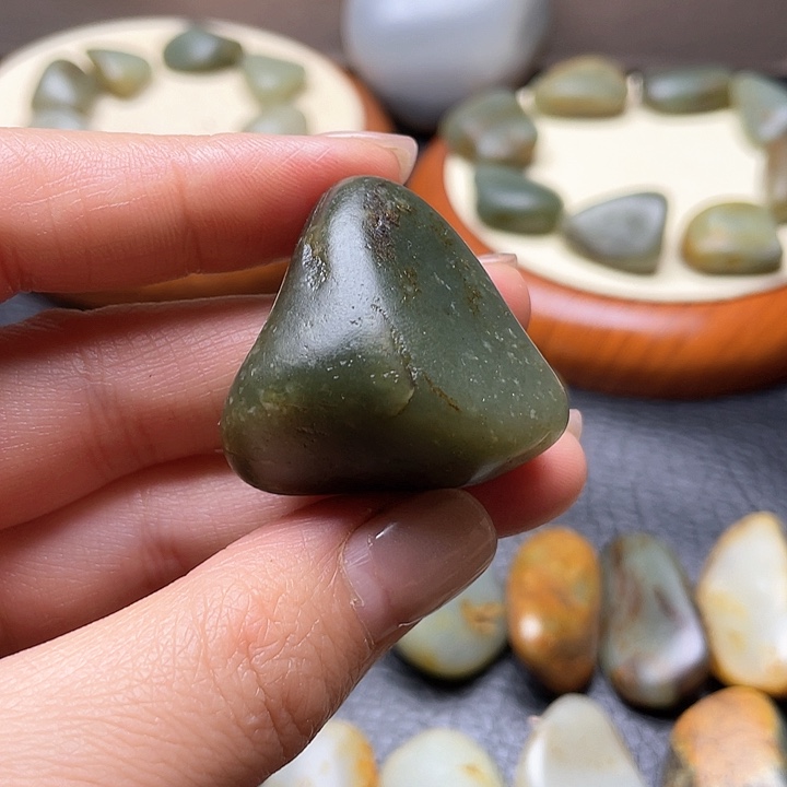 和田玉颈饰未镶嵌，11