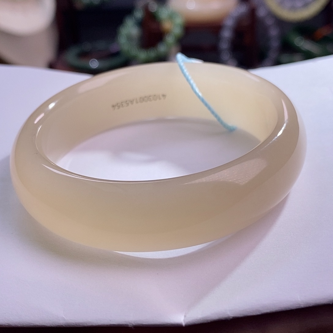 和田玉红藕粉毕业级轮胎手镯53.8圈口未镶嵌