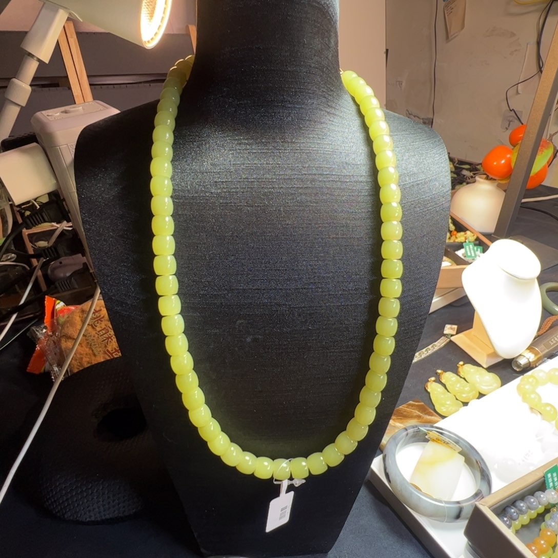 和田玉未镶嵌笔搁