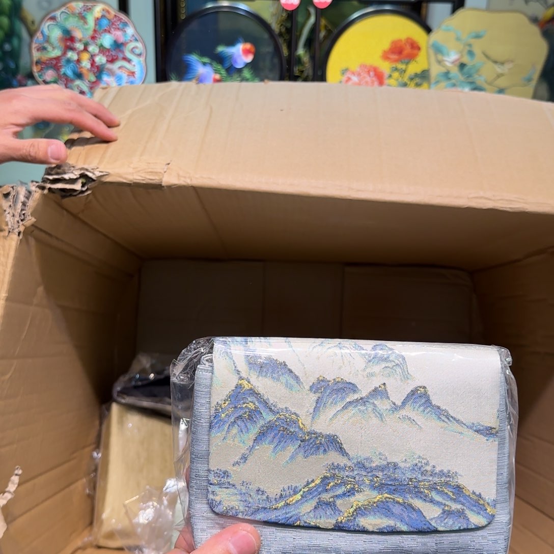 刺绣刺绣工艺精湛