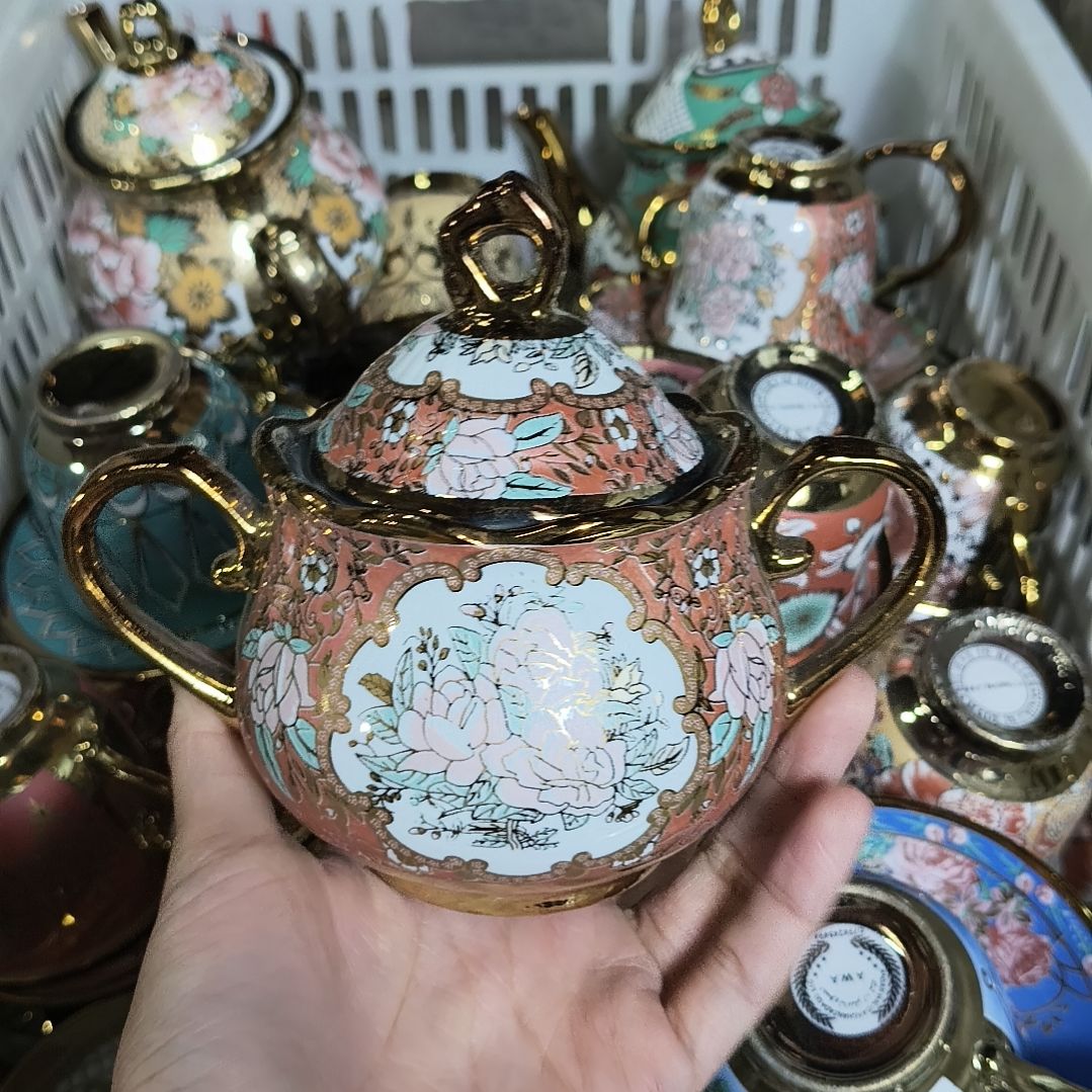 摆件陶瓷默认微瑕。。。。。