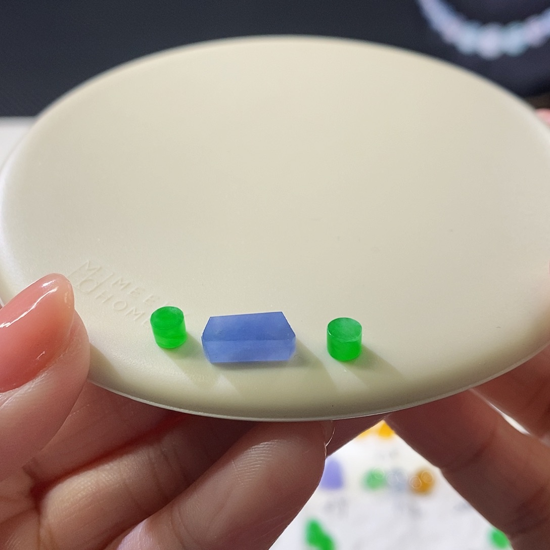 翡翠把件未镶嵌随行