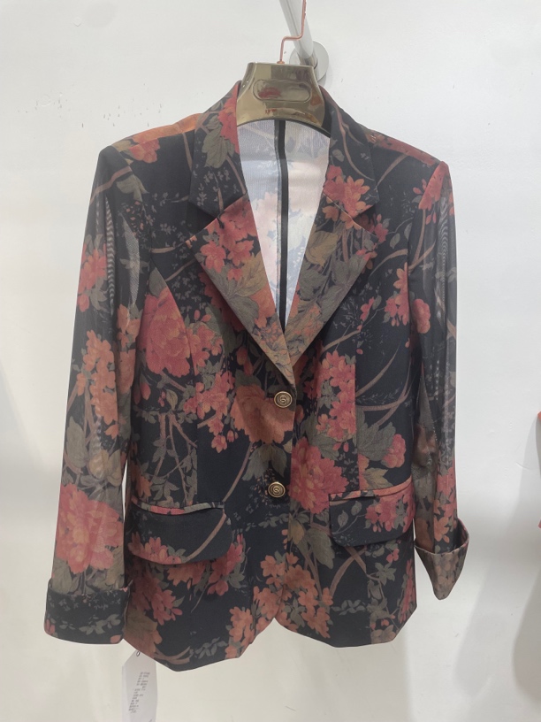 10款幻彩网印花垫肩带口袋女式防晒衣外套女上衣西装九分袖妈妈装