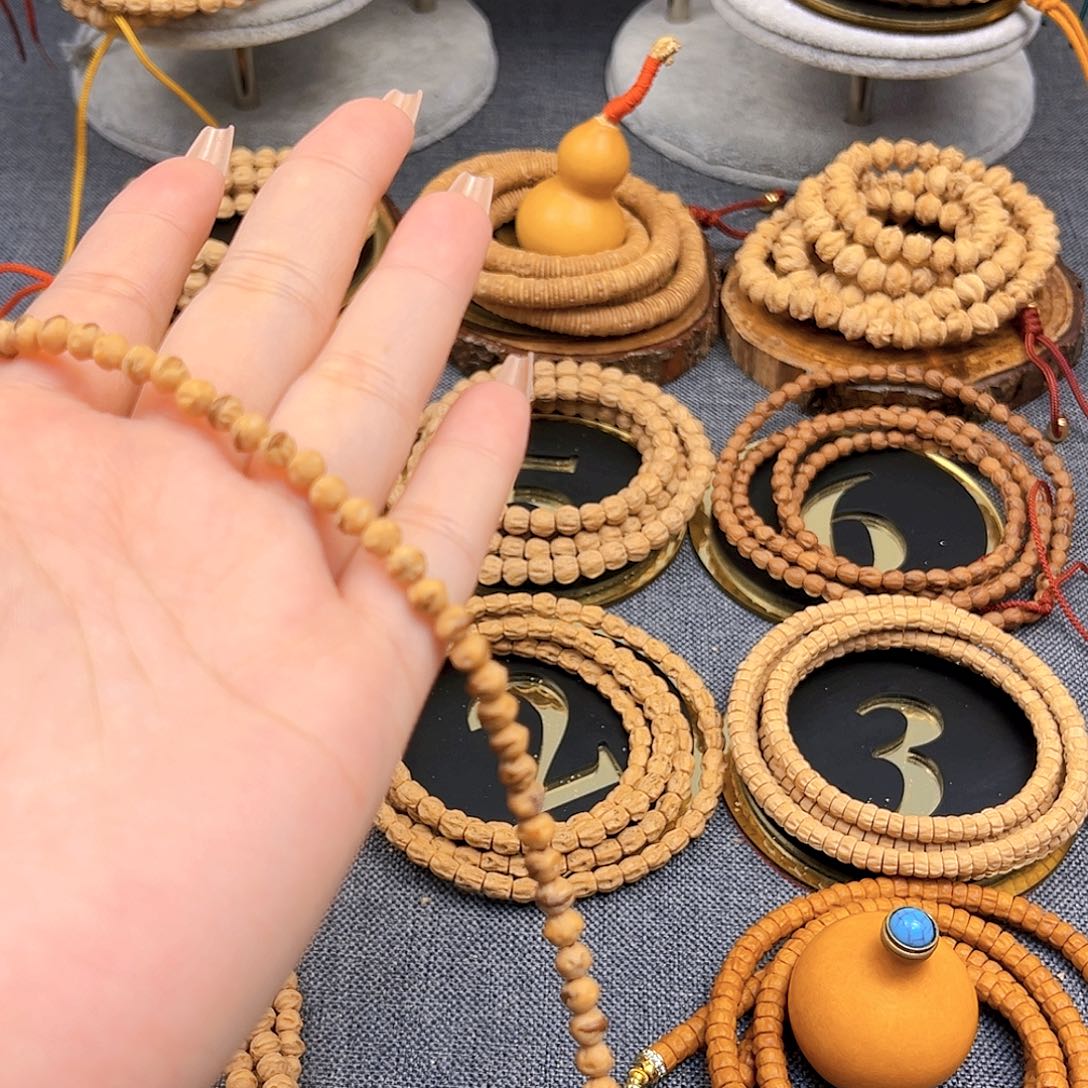 刘***洪柏香籽/百香籽手串