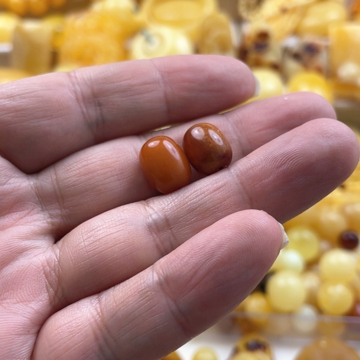 蜜蜡手串未镶嵌吊坠