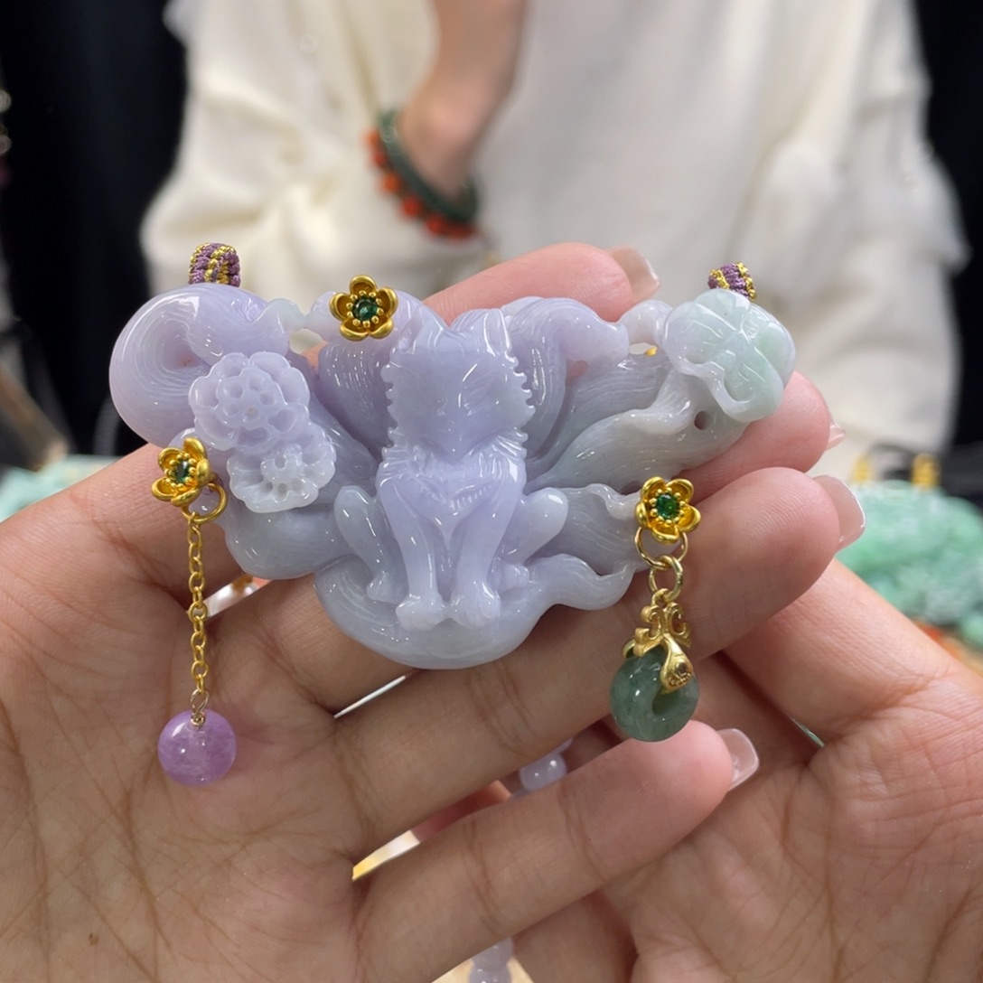 翡翠颈饰未镶嵌代编织