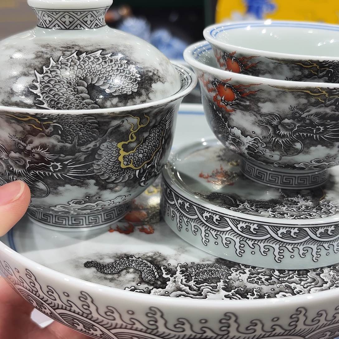 瓷片景德镇美术出版社