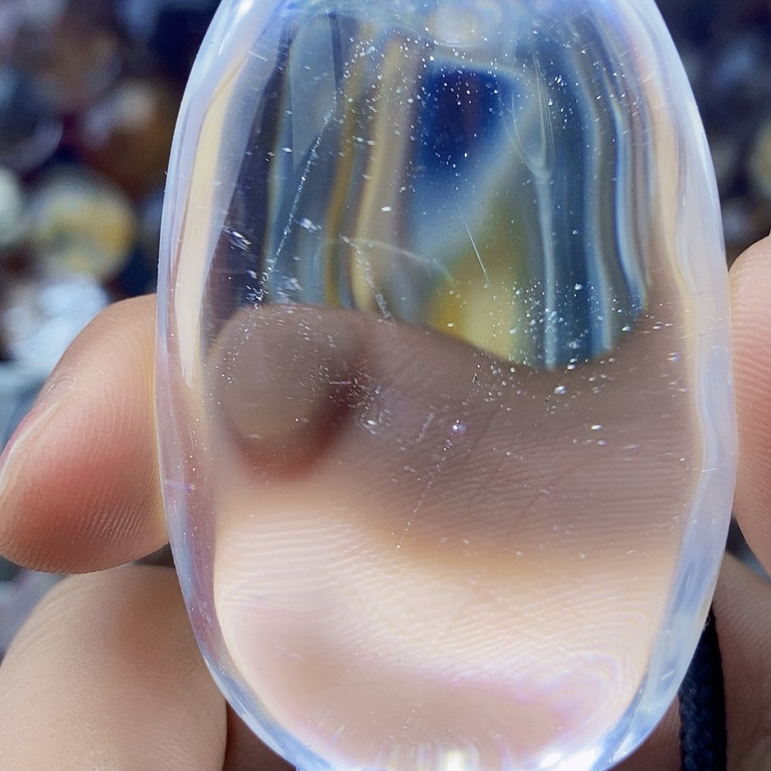天然水晶透亮光泽未镶嵌水晶