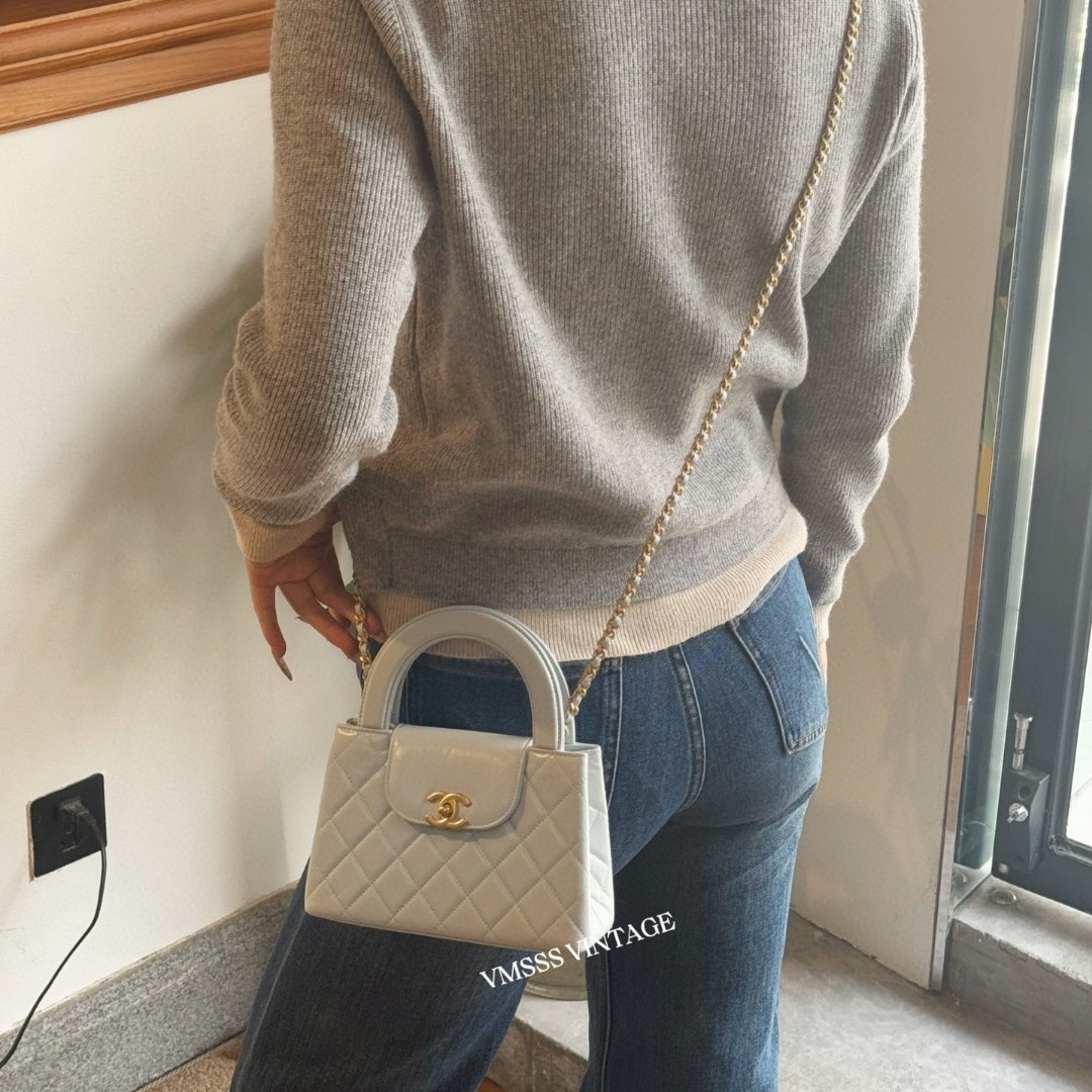 99新 Chanel/香奈儿 24P浅蓝色kelly大号油蜡皮单肩包/04387 经典