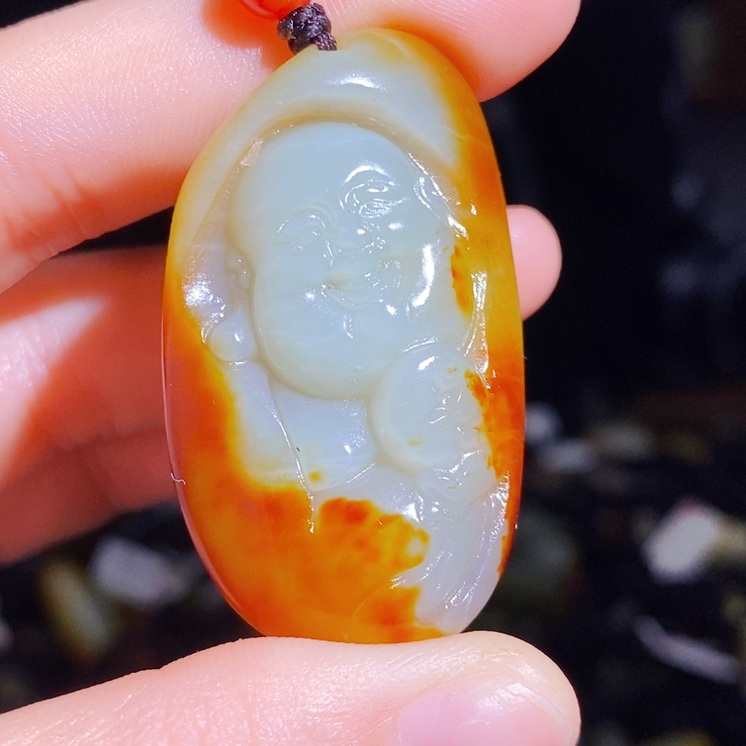 和田玉颈饰未镶嵌