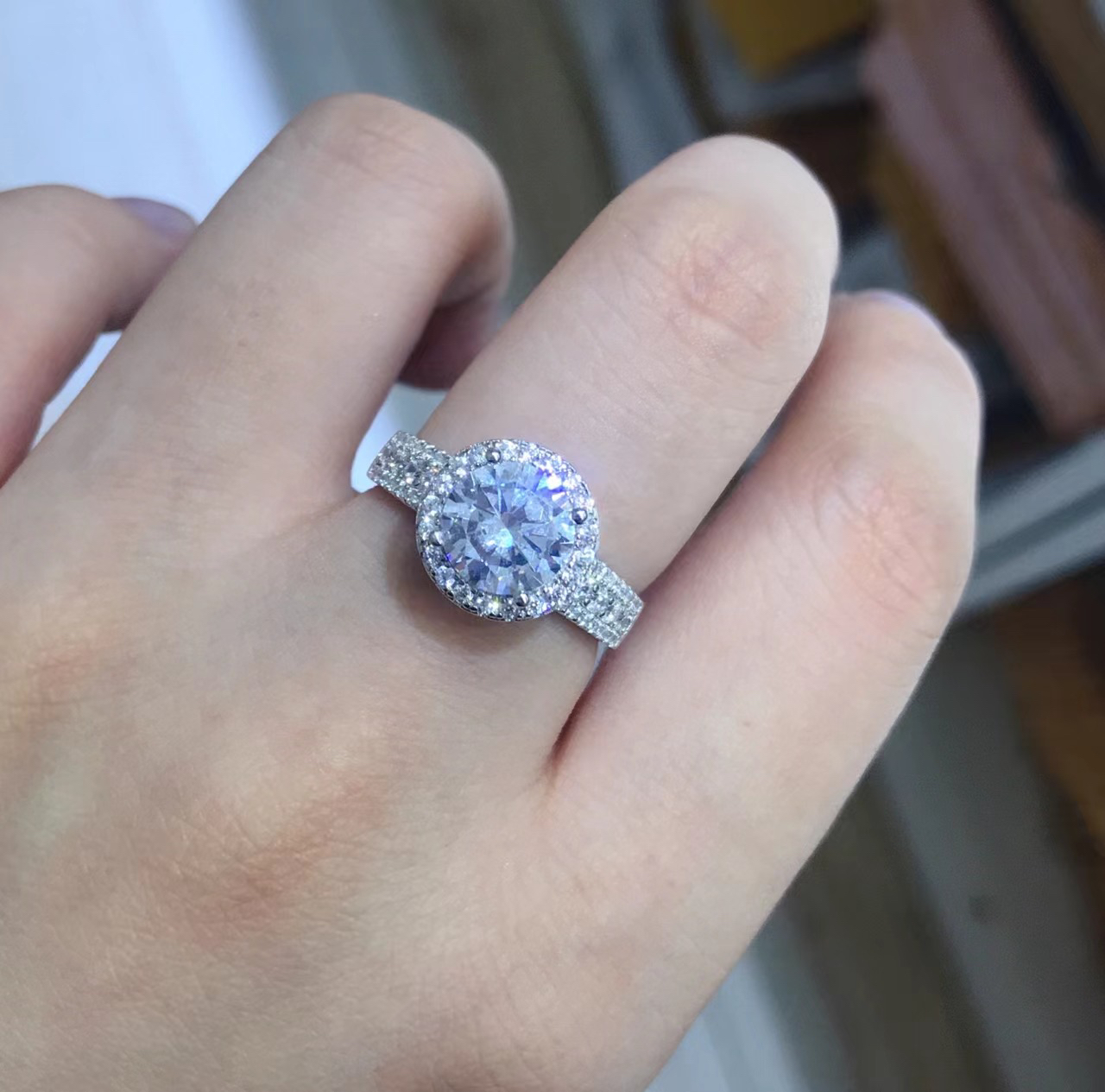 925银莫桑石银制品 （豪镶圆包）奢华镶嵌时尚精致轻奢气质精美