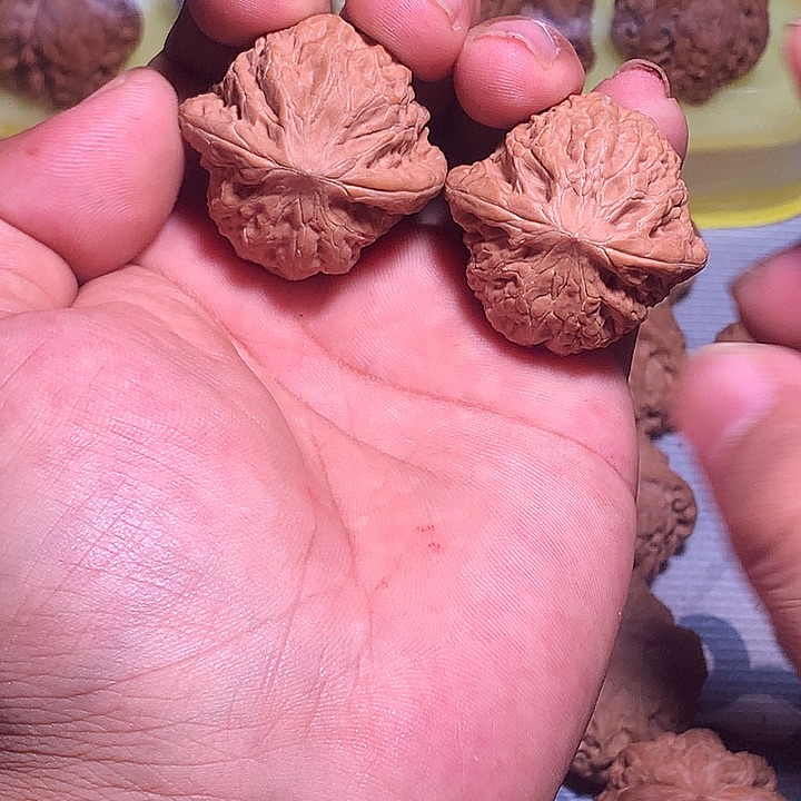 *****文玩核桃吊坠铁锤