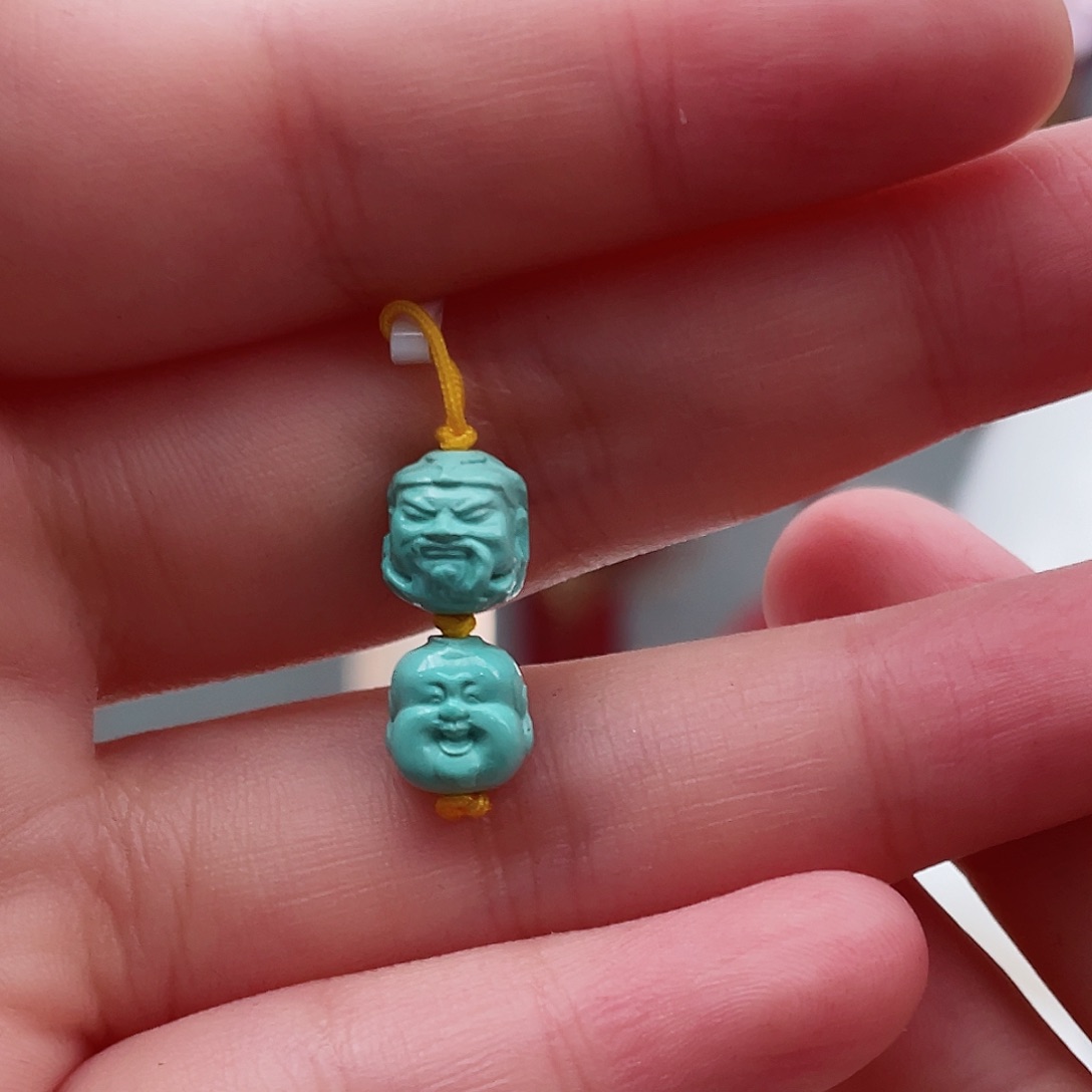 绿松石颈饰未镶嵌