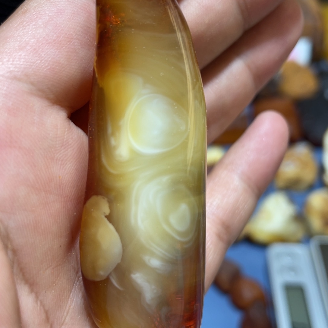 定制琥珀未镶嵌原石波罗的海琥珀蜜蜡三通珠子水滴吊坠方牌雕刻