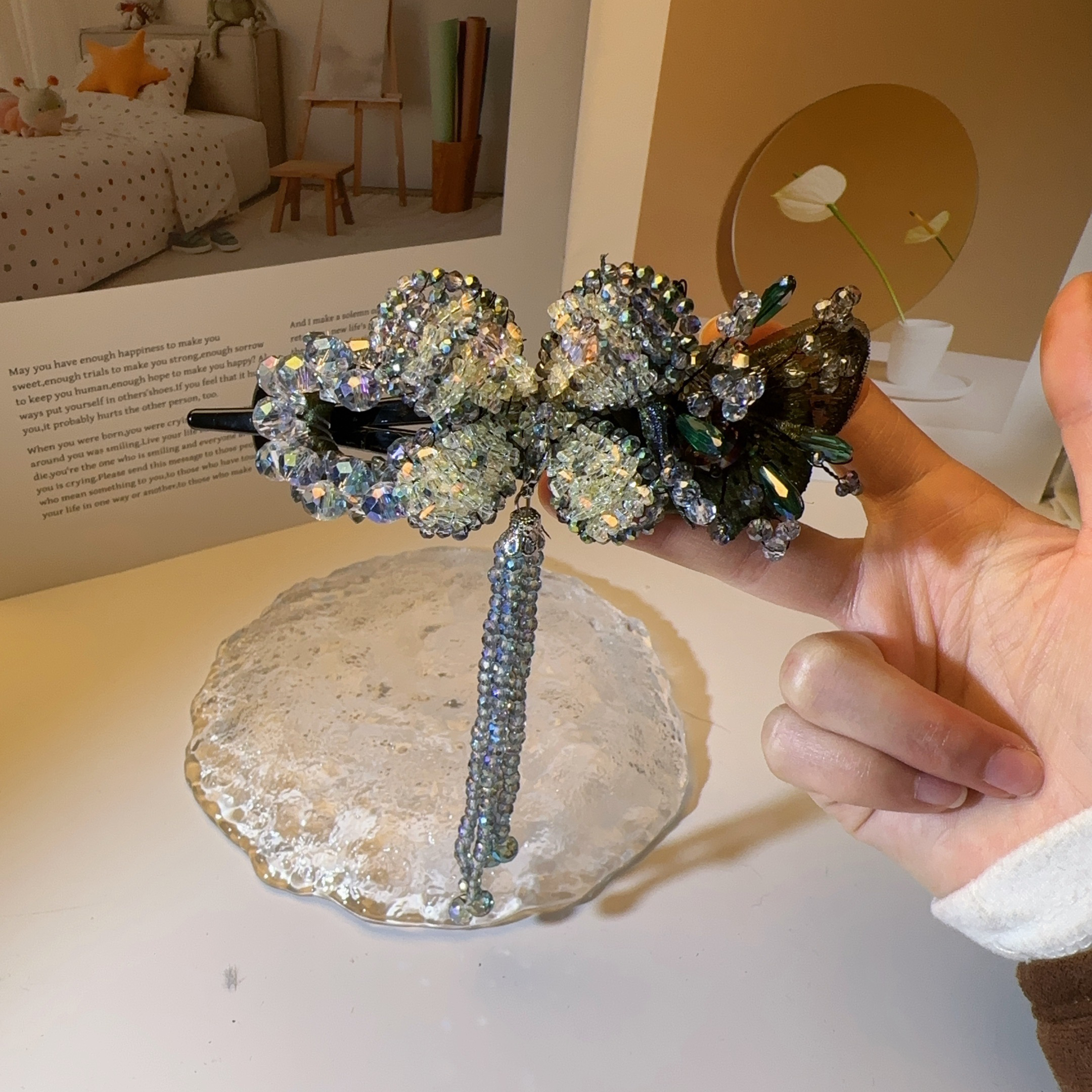 A8476编号紫莹轻奢发饰《扭扭夹》