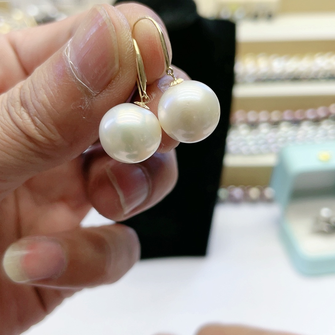 淡水珍珠耳饰18K金镶嵌