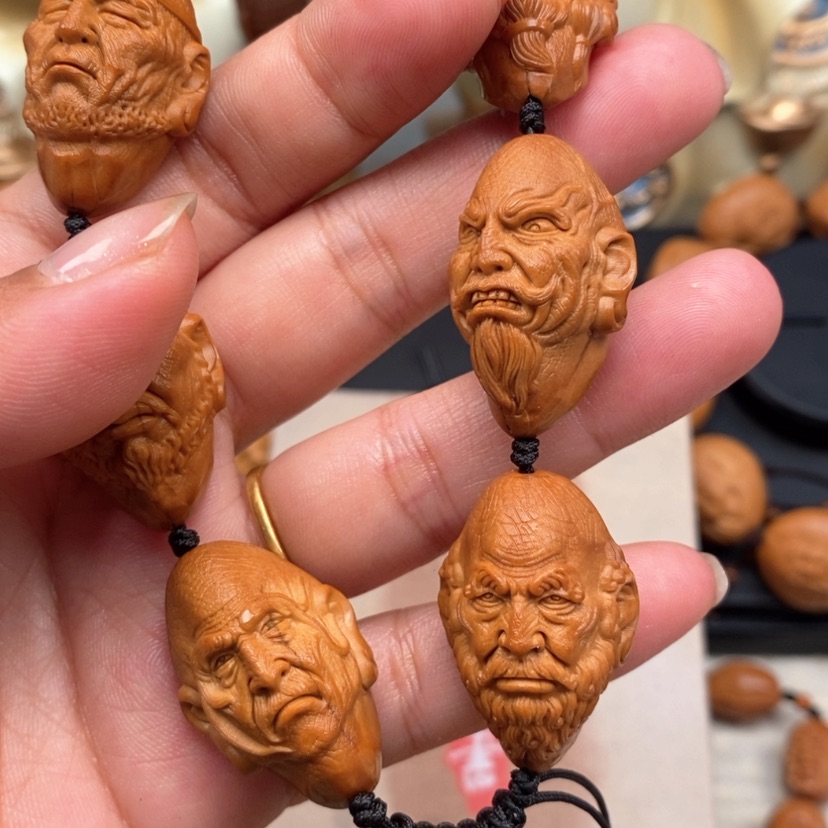 【闪购商品】橄榄核吊坠橄榄手工雕刻工艺