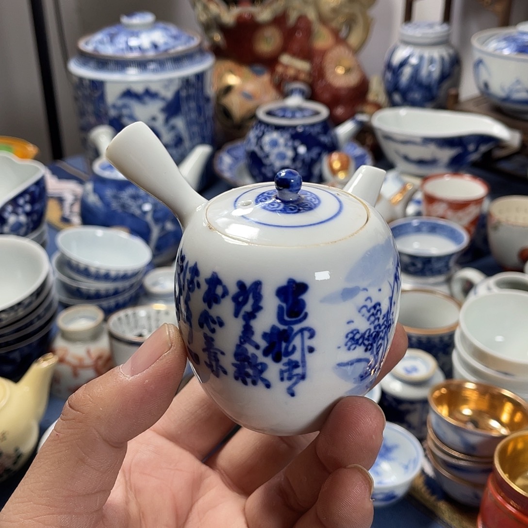 今***夜瓷器制作工艺精湛