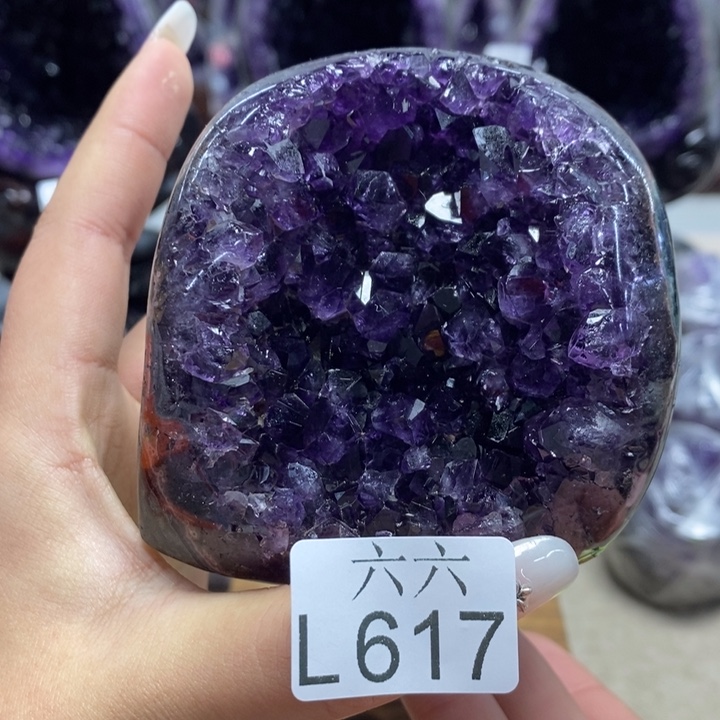 大型摆件（非配饰）未镶嵌水晶摆件