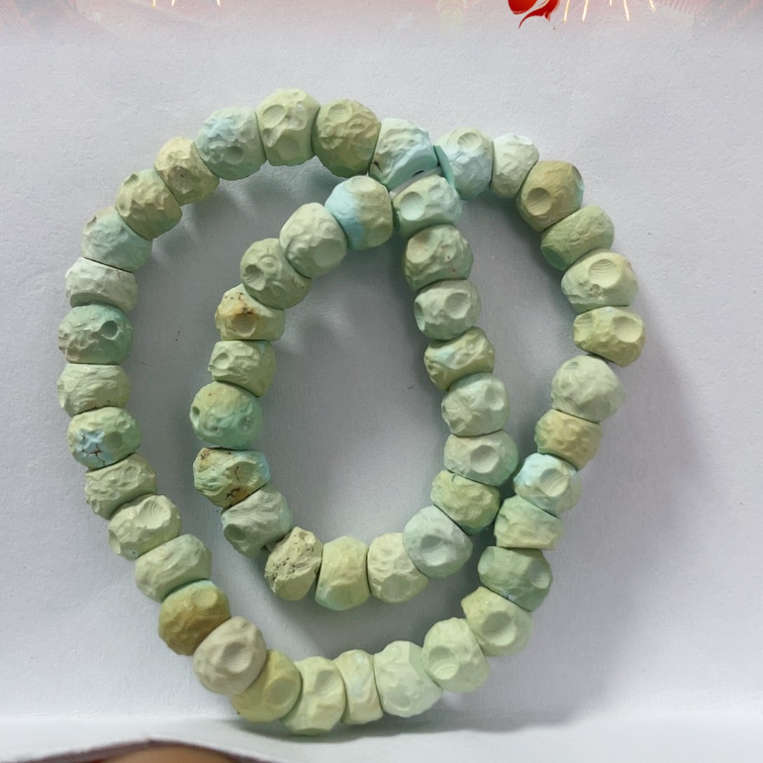 绿松石配饰未镶嵌