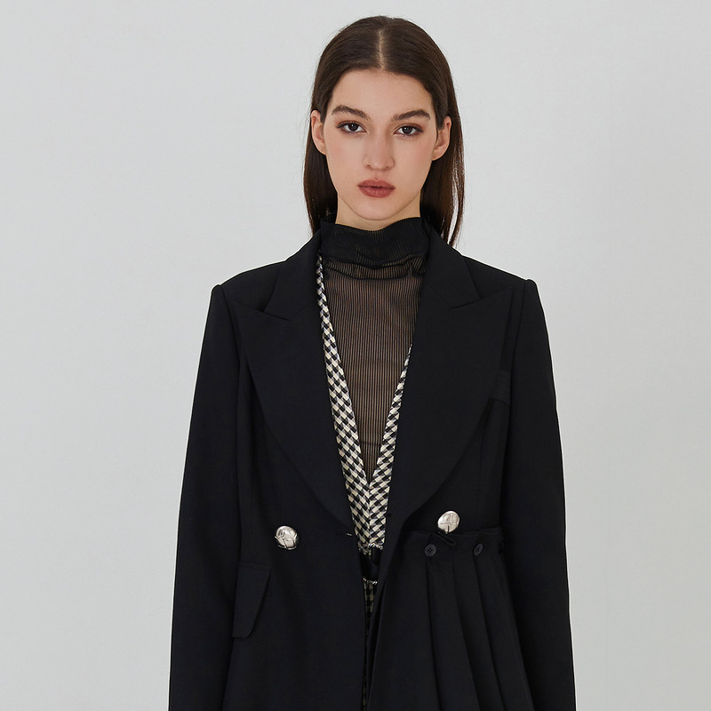 【九月】莱芙艾迪儿时尚百搭通勤设计师风长外套1E3W61144