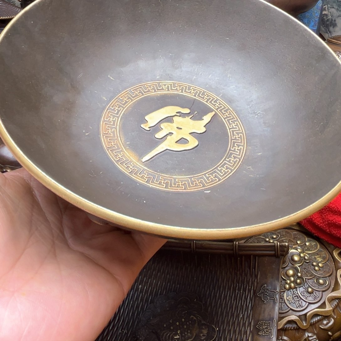 精美铜器点击下单