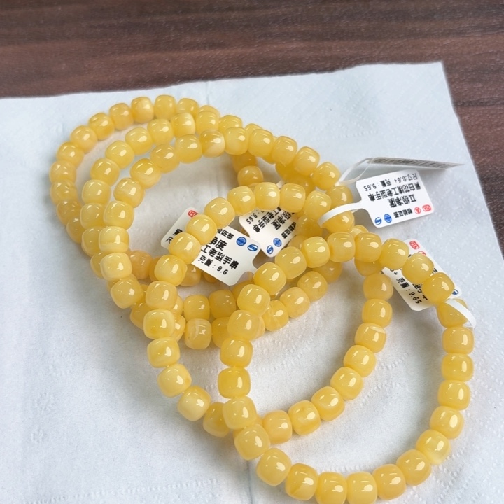 未镶嵌蜜蜡裸石021多样性发其一