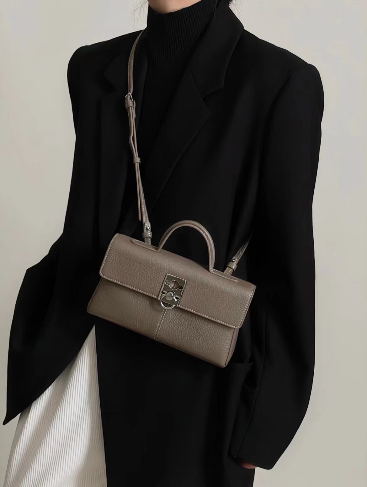 新年的礼物2431臻选时尚百搭单肩手拎女包包