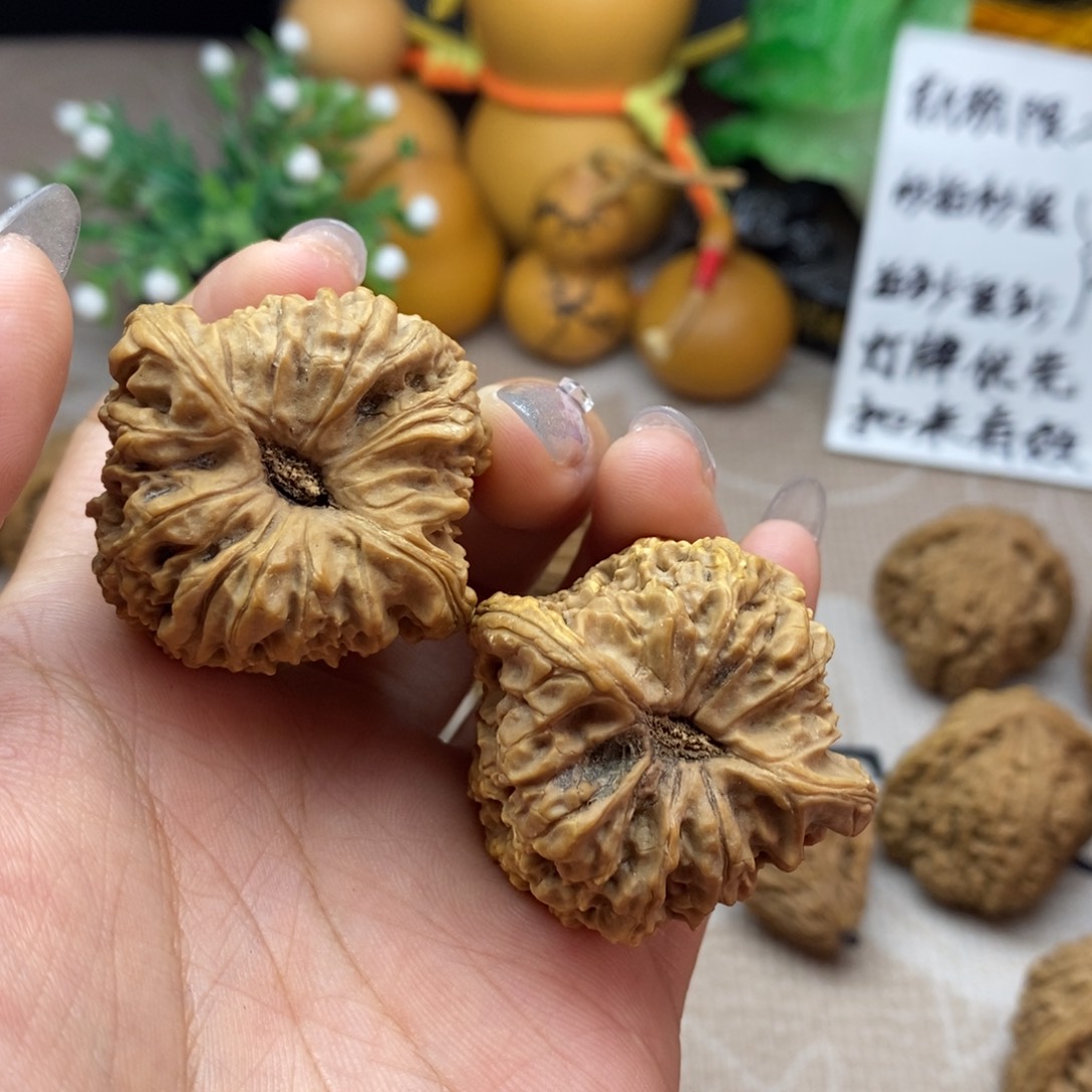 吊坠文玩核桃南疆
