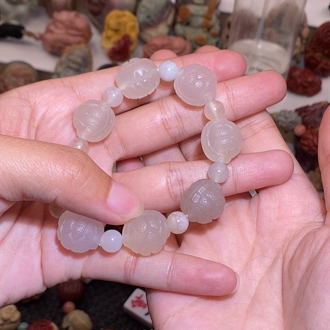 石英质玉（阿拉善玉）未镶嵌手链