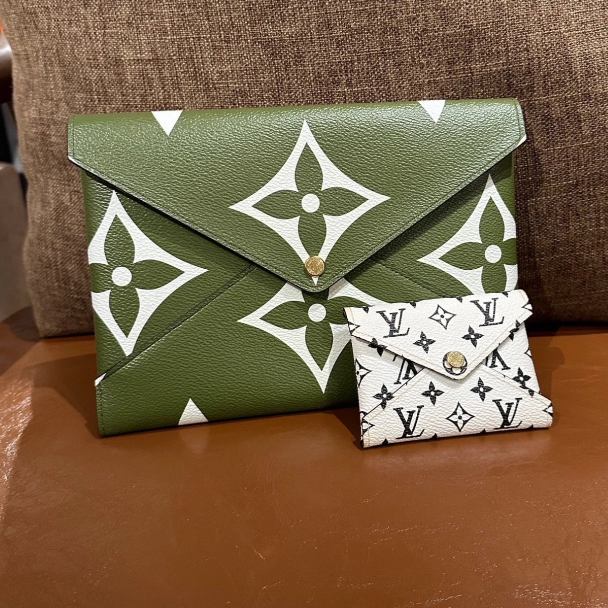 99新 LouisVuitton/路易威登 三合一拼色pvc卡包  23*16*1/81883
