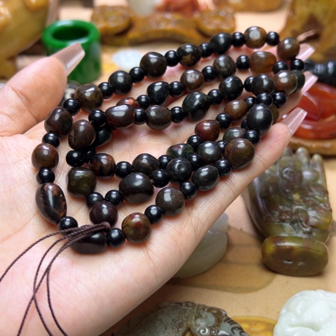 【闪购商品】蛇纹石玉颈饰未镶嵌