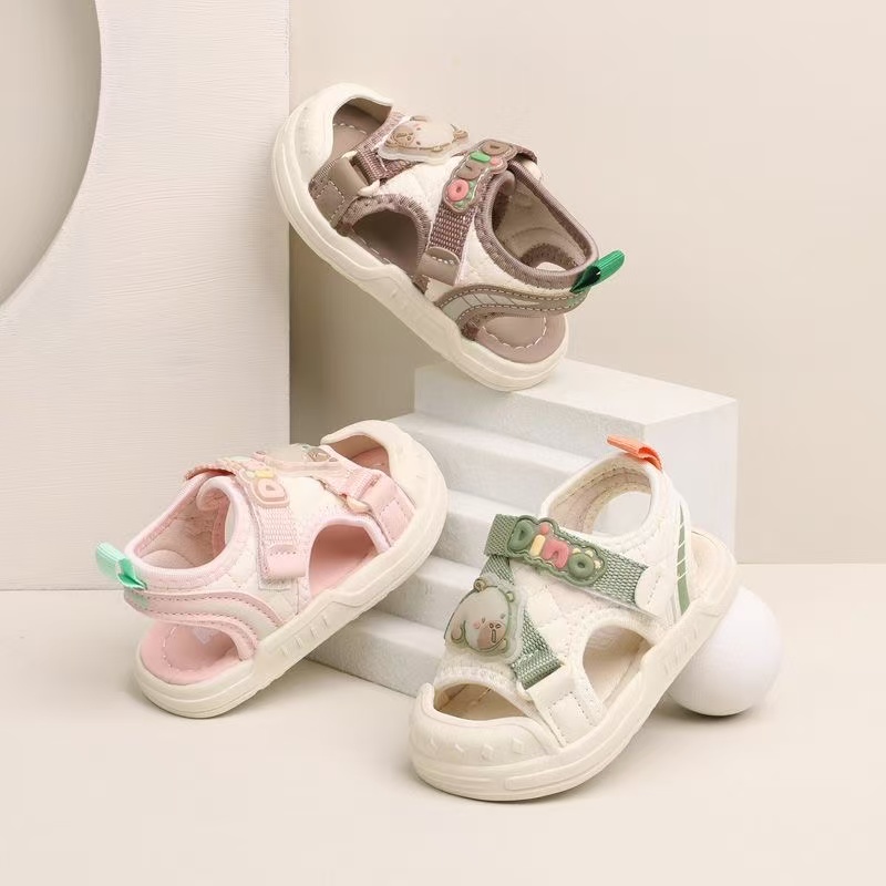 夏季新款女童凉鞋儿童防滑闪灯男宝宝沙滩小童婴幼儿学步
