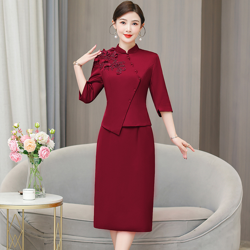 十一喜婆婆婚宴装2025新款高贵年轻结婚妈妈改良旗袍礼服平时可穿