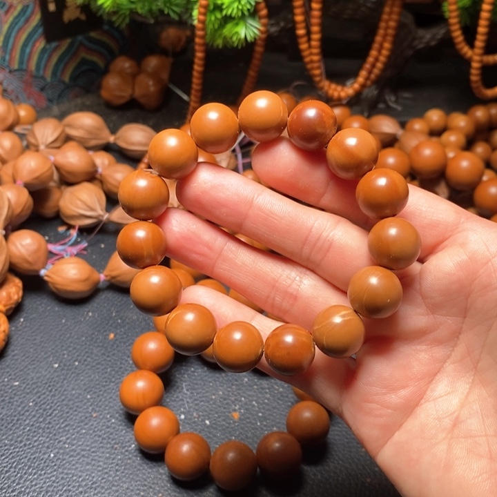 橄榄核手串1.4福利光珠