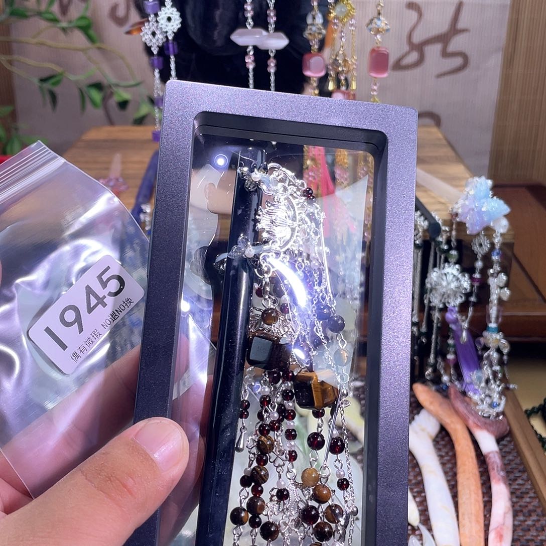 圣****未镶嵌蛇纹石玉发饰
