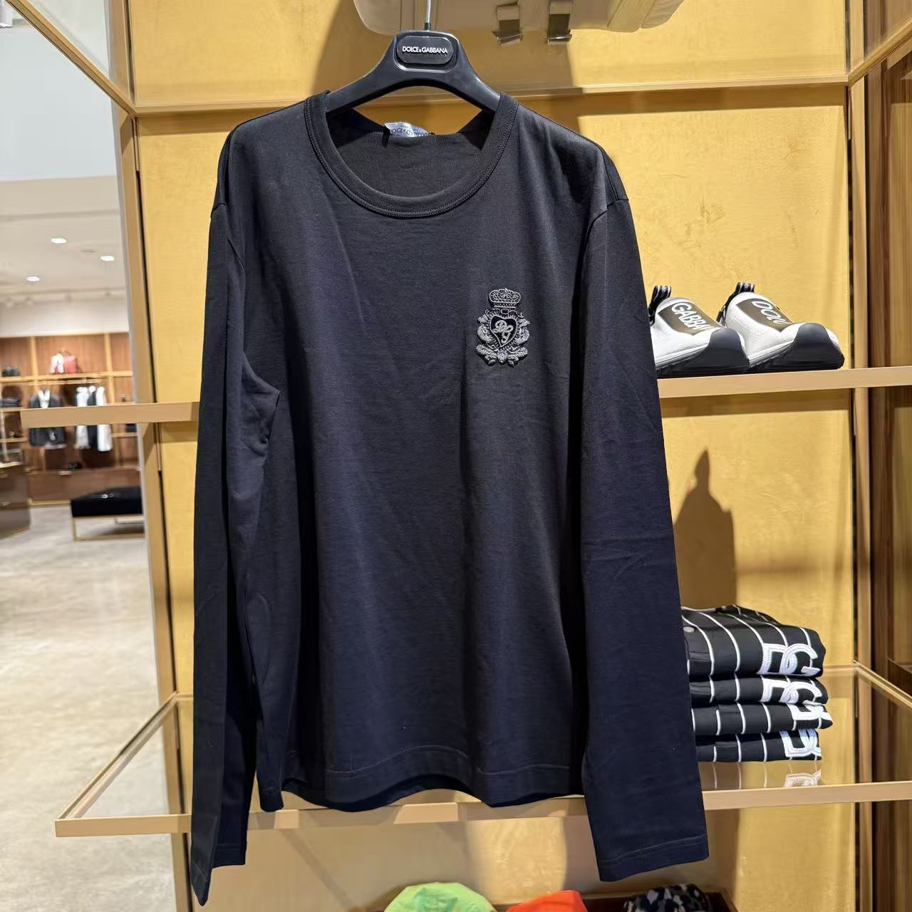 【CC在欧洲】D....G 1号折扣店 黑色皇冠刺绣长袖T恤