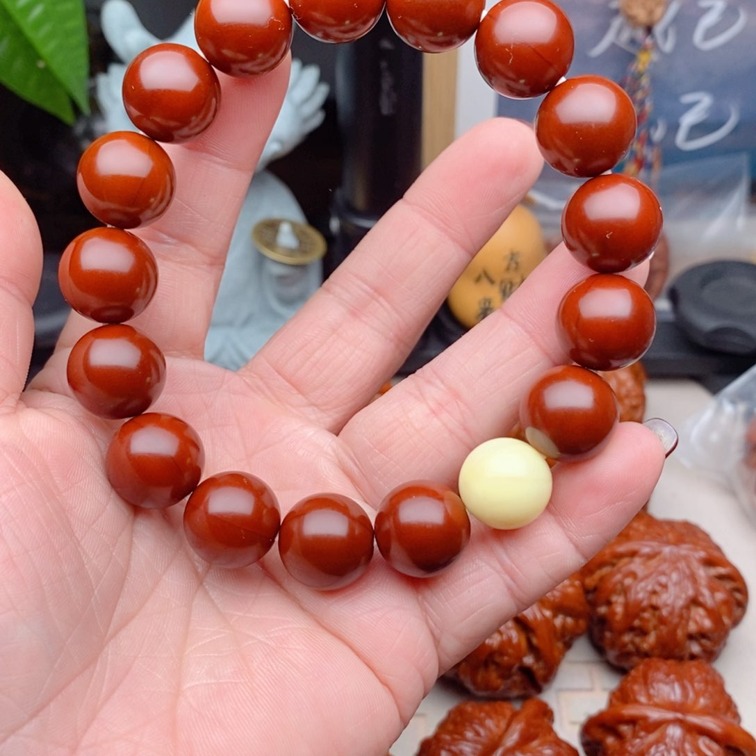 吊坠文玩核桃手串