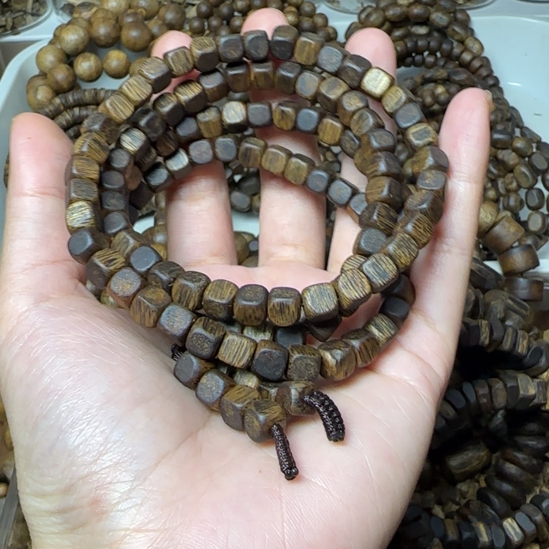 悟***悟手串沉香多圈高油方糖0.6规格24.6克